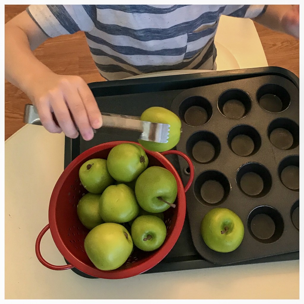 Apple Theme - Apple Activities for the Preschool Classroom 