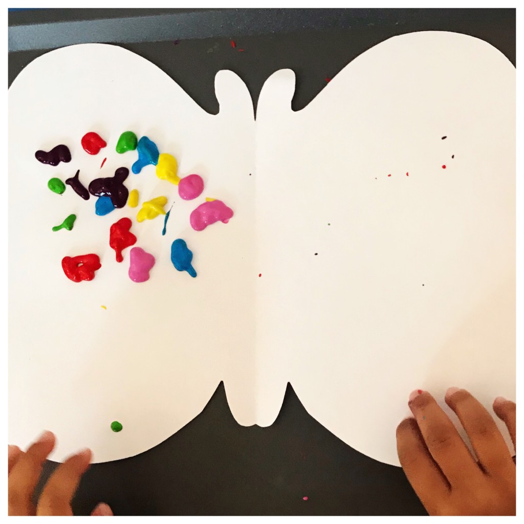 Quick and Easy to Prep Preschool Art Projects - Foldover