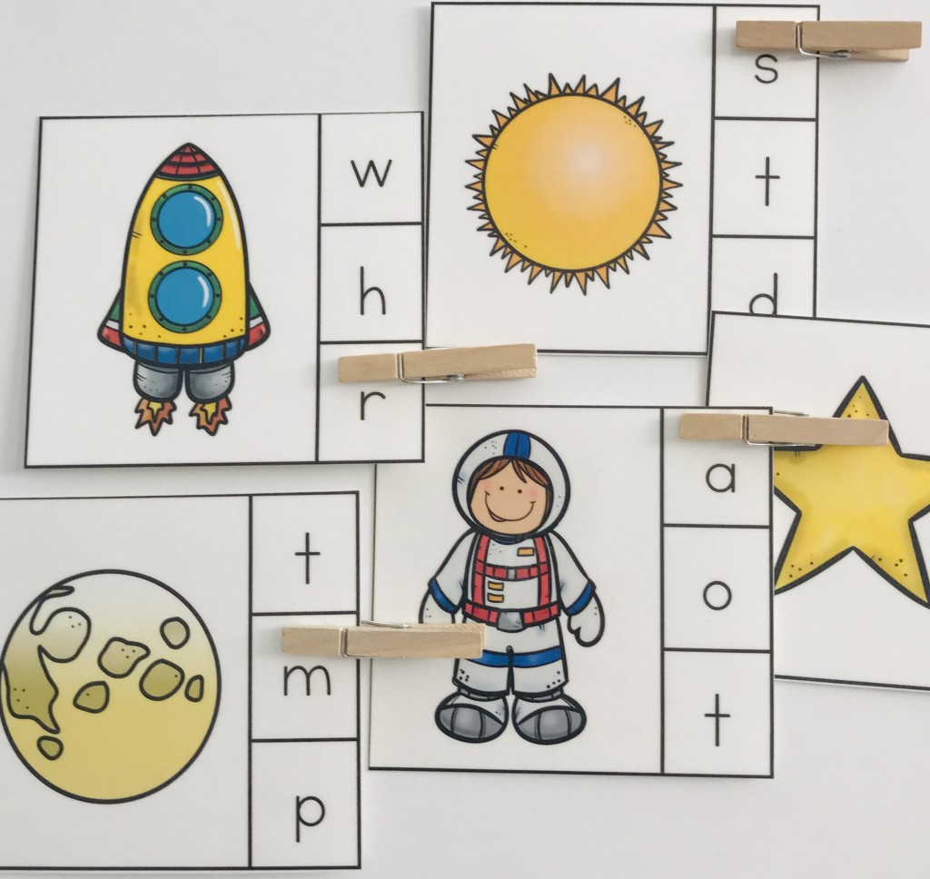 Space Activities for the Preschool Classroom Beginning Sound Clip Cards 